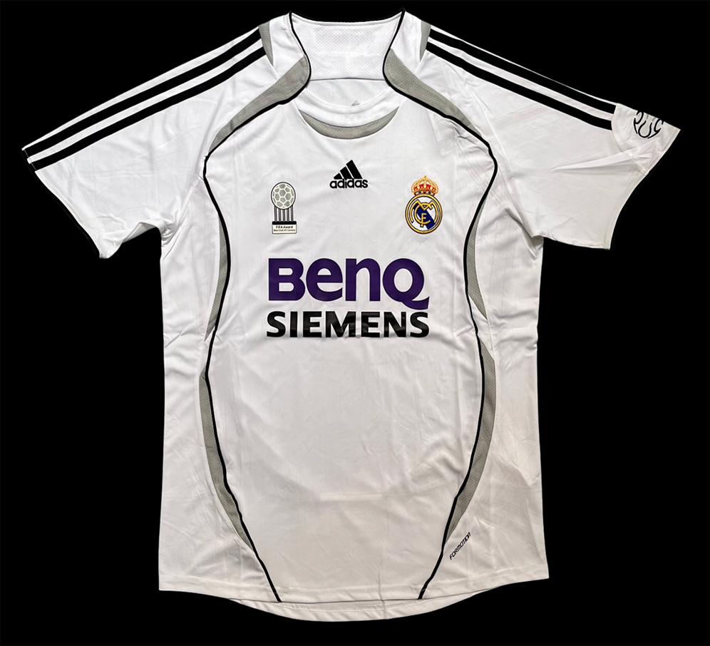 Real Madrid 2006–07 Home Retro Jersey
